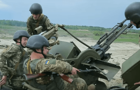 Як ґартуються українські військові - яскраве відео з навчань у центрі "Десна"