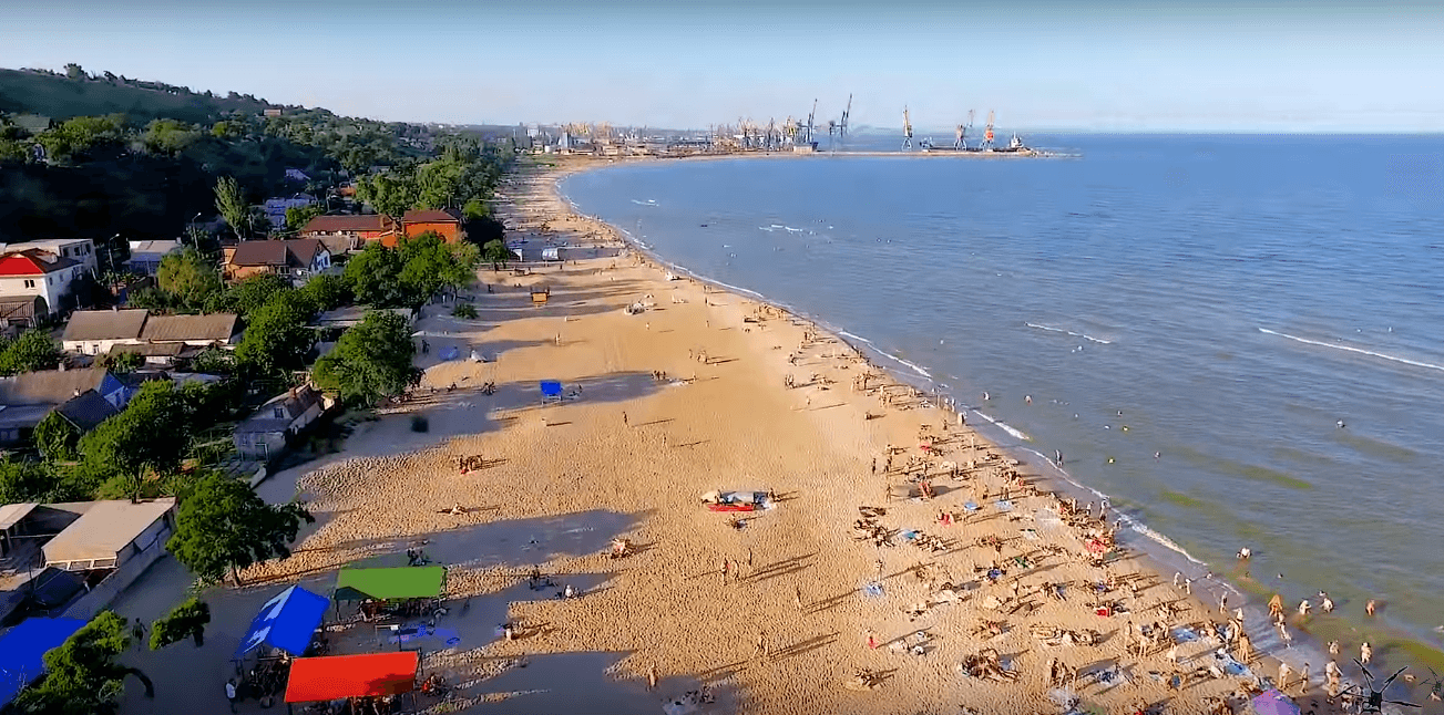 Туристичний Маріуполь, якого ви ще не бачили — яскраве відео з дрону