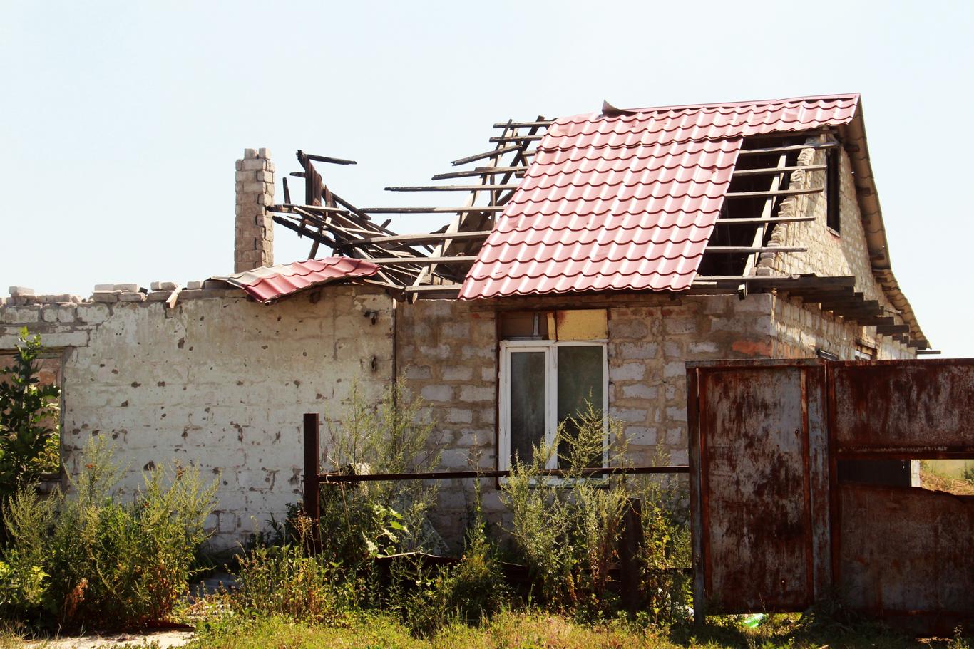 Люди були захоронені у підвалах, їх сусіди відкопували, — жителька Кримського