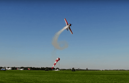 У мережі з’явилися вражаючі кадри з дрону на українському авіашоу — відео