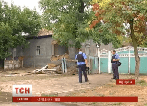 В Лощинівці біля будинків ромів виставили охорону, щоб запобігти погромам