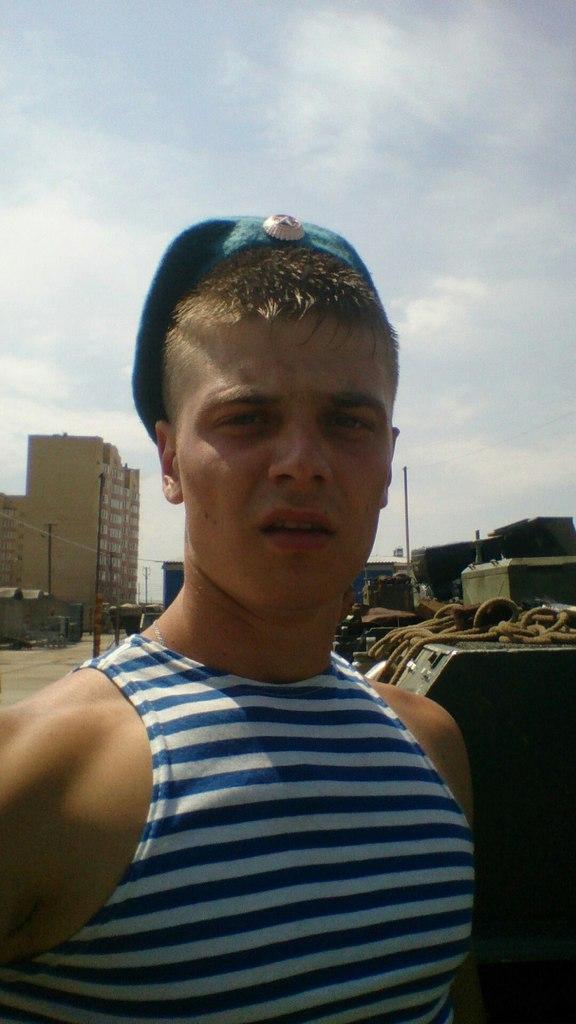 Погибший в инциденте в Армянске российский десантник призывал "ценить жизнь"