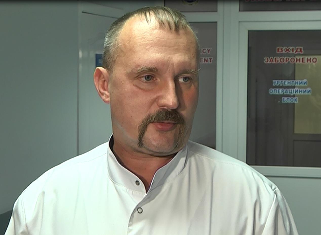 У Дніпрі рятують двох тяжкопоранених бійців АТО