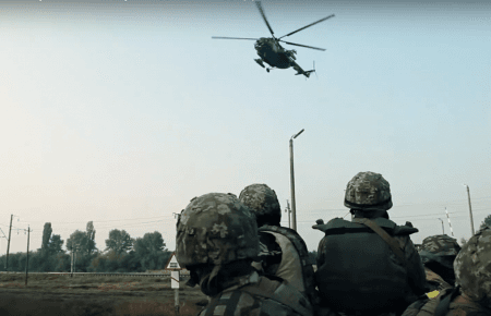 Волонтери створили епічний ролик до дня десантника — відео