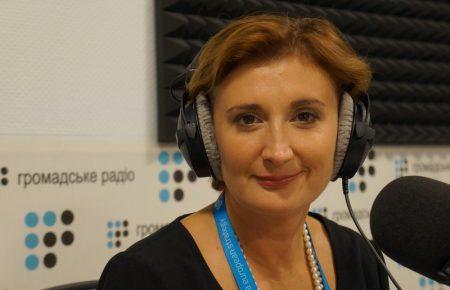 Зібрали на стадіоні фан-групу Зеленського, всі вони тепер стали депутатами — аналітикиня