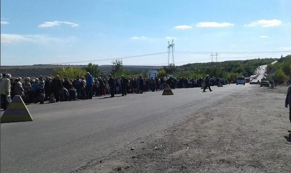 Перетин КПВВ на лінії розмежування є не тільки незручним, а й небезпечним — голова агенства ООН