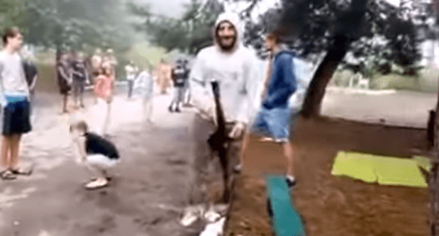 На Тернопільщині встановили особу вихователя, який стріляв по дитині - відео