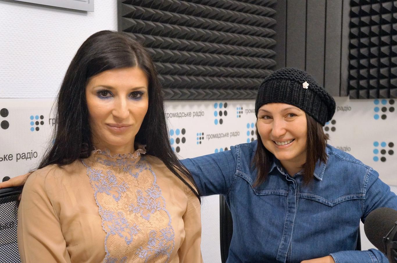 В Верховной раде прошла выставка памятников рукописной письменности