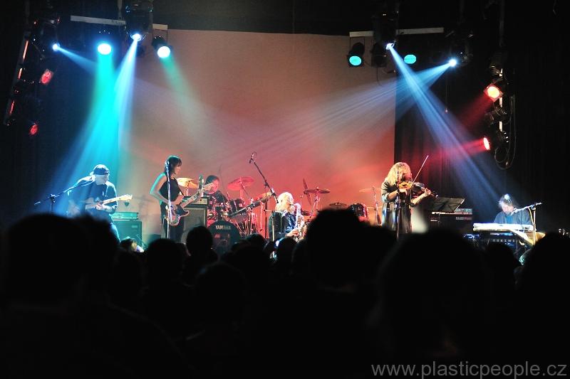 Plastic People — рок-гурт, який поєднав дисидентів під началом Гавела