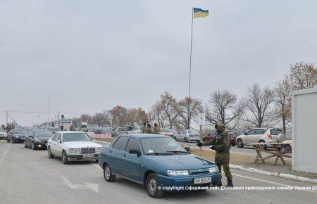 Бойовики обстріляли позиції прикордонників на КПВВ "Гнутове" - Слободян