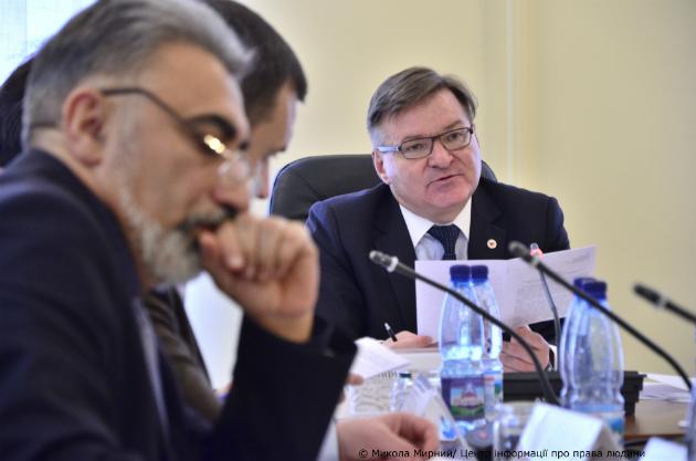 "Ромське питання" може зірвати безвізовий режим в Україні — Немиря