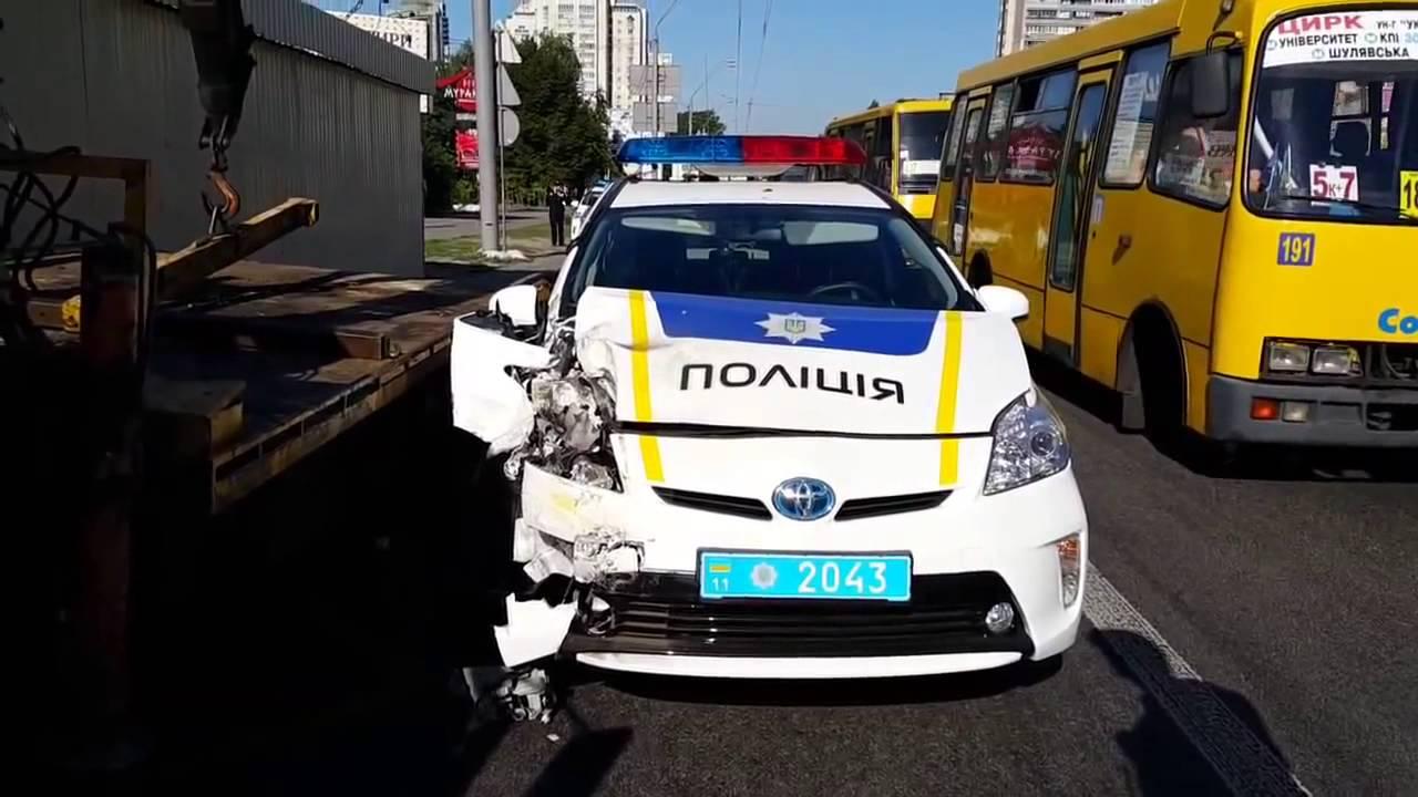 Заступник голови Нацполіції розповів про 500 поліцейських авто, що постраждали в ДТП