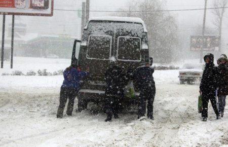 На Львівщині обмежують рух на дорогах загального користування