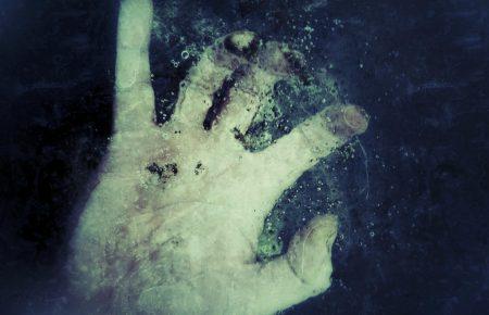 Діти провалилися під лід на Харківщині — хлопчик загинув