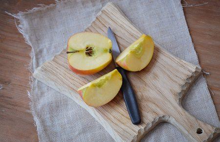 Смачна країна. Бутерброди з яблуками і сиром