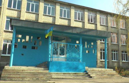 В Авдіївці відновлюють школи, в яких не навчаються діти