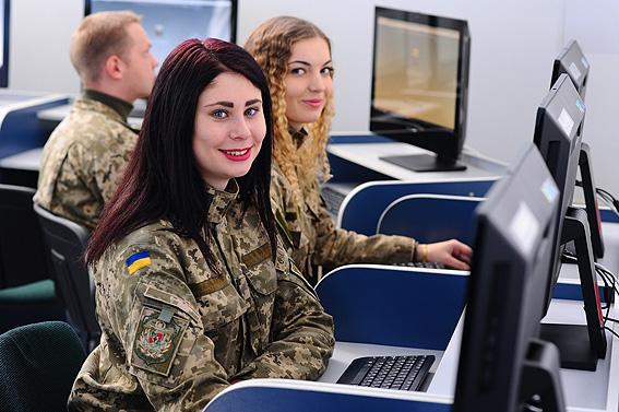 В Северодонецке был конкурс 60 человек на место, — глава сервисных центров МВД