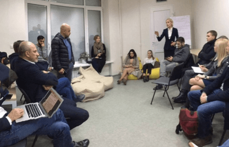 Журналісти вимагають гарантій для Суспільного у зв’язку з заявою Аласанії