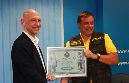 10 тис. км дорогами України — встановлено новий рекорд