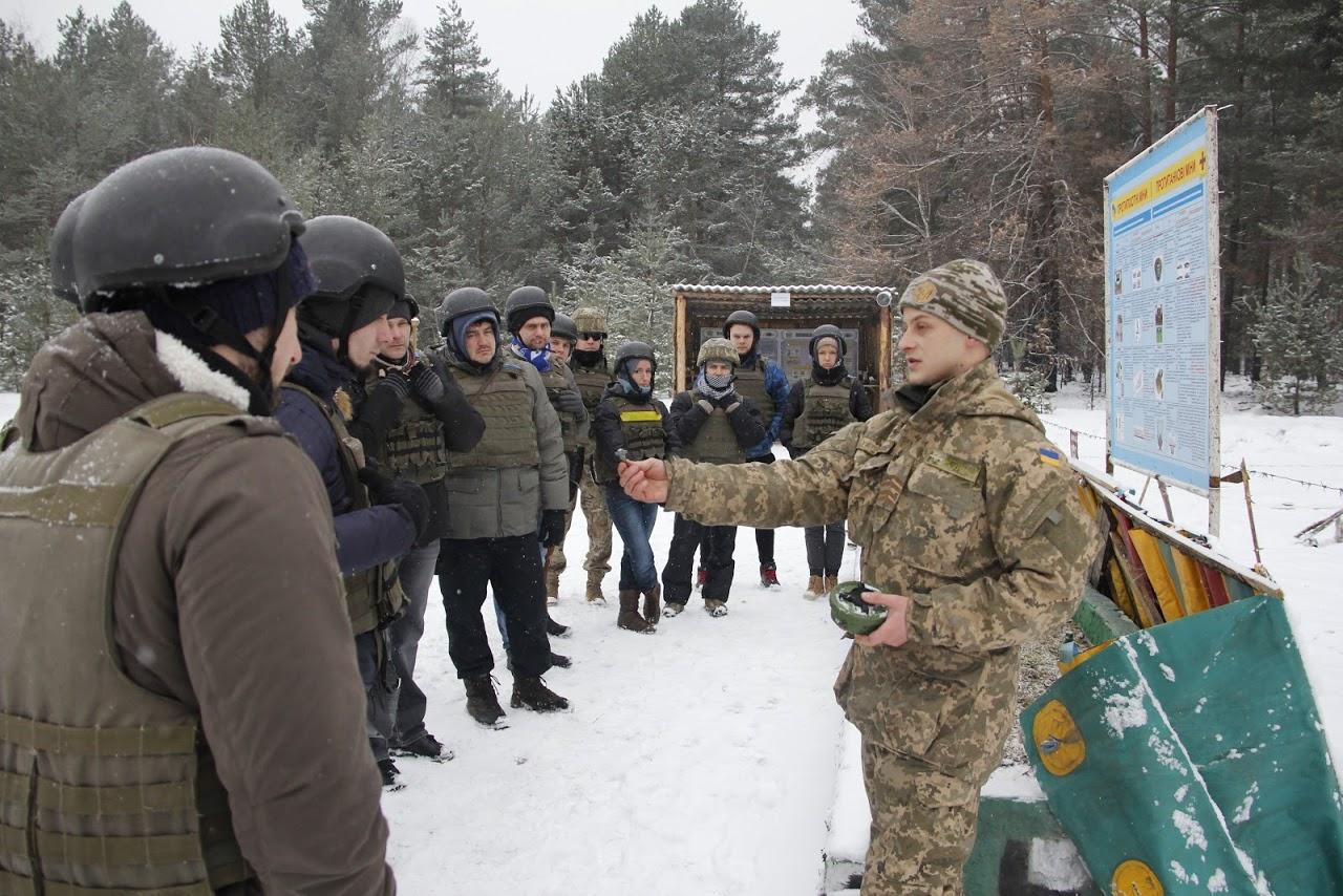 З 1 січня змінюються правила роботи журналістів на передовій