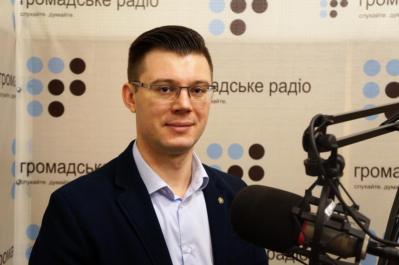 Як Україна має будувати відносини з окупованими територіями?