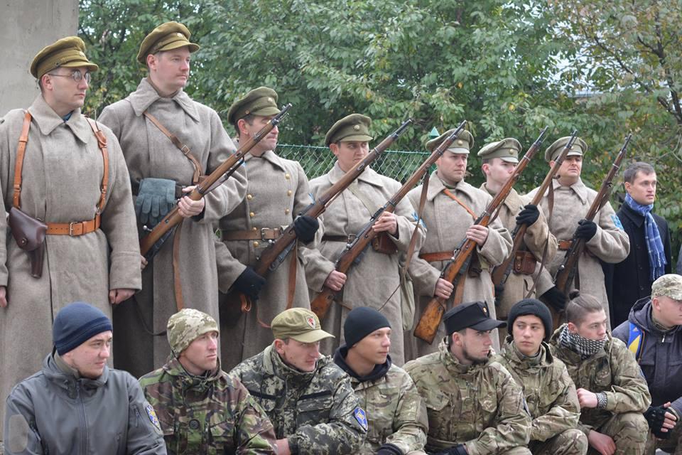 У Києві придушать більшовицький заколот, — реконструктор