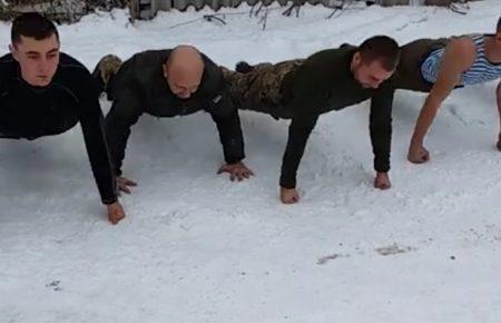 Українці підтримують ветеранів флешмобом #22PushUpChallenge