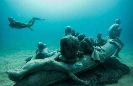 Поблизу Канарських островів відкрився перший в Європі підводний музей ФОТО