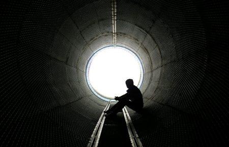 Сенс життя через випробування: чому підлітків цікавлять групи смерті?