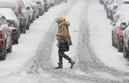 В п'яти областях України обмежено рух на дорогах