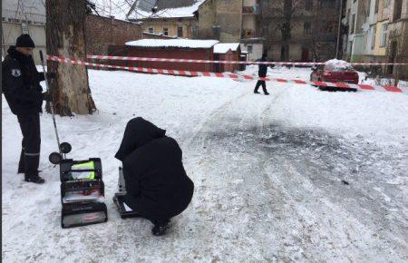 Львів: у подвір'я багатоповерхівки кинули гранату