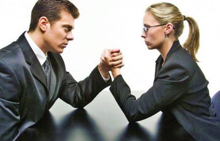 В Україні понад 450 заборонених професій для жінок: чому досі діють радянські норми?