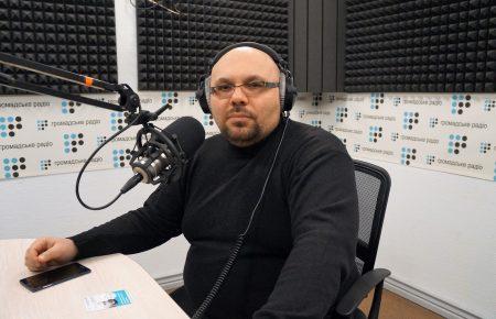 Многие музыканты уехали из Донецка, не размахивая при этом флагами, — Путинцев