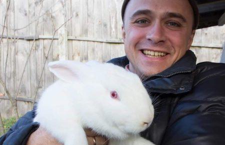 Улюблена справа: ветеран АТО створив кролеферму