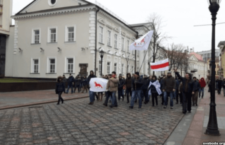 Працівники Констянтинівського хімзаводу вимагають виплатити зарплату — відео