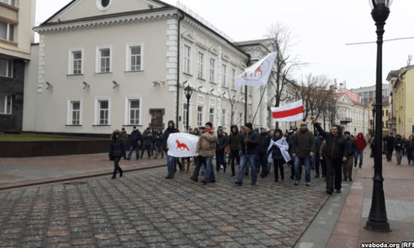 Працівники Констянтинівського хімзаводу вимагають виплатити зарплату — відео