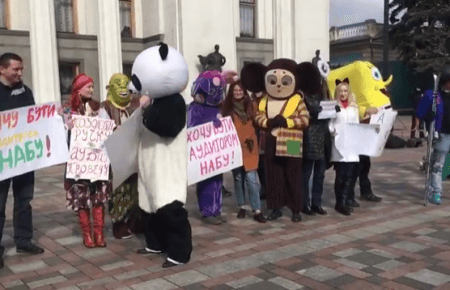 Активісти пояснили, чому вони проти обрання Найджела Брауна аудитором НАБУ (ВІДЕО)