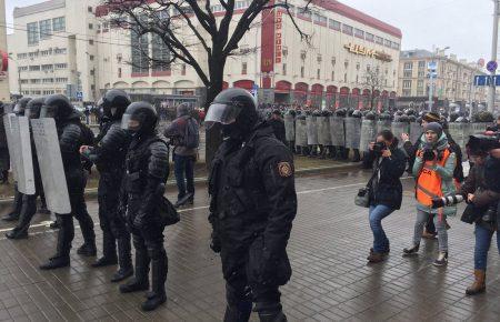 Нас задерживали, чтобы нейтрализовать независимых наблюдателей, — активистка о митинге в Минске