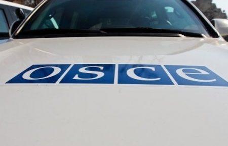 Бойовик «ДНР» погрожував розстріляти авто ОБСЄ