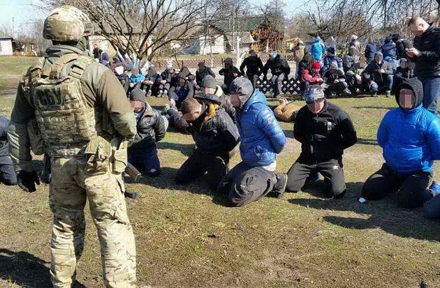 Суд дозволив затримати організатора «центру реабілітації наркозалежних» на Чернігівщині