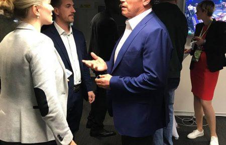 На бій Кличка в Лондоні приїхав Шварценеггер (ФОТО)