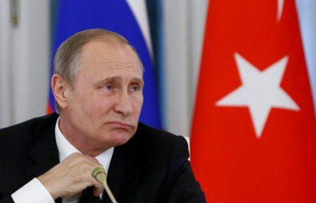 Як Путіну вдалось лишитись ще на 16 років і як реагує опозиція в Москві — аналіз