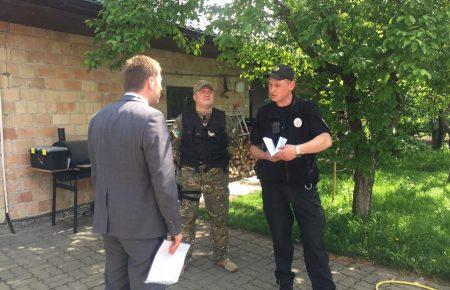 Обшук в одного з керівників «ДемАльянсу»: вилучено техніку та документи (ВІДЕО)