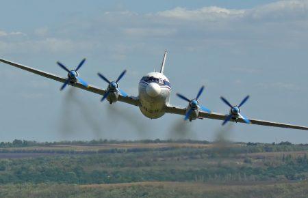 Літак, що зник з радарів, знайшли у морі