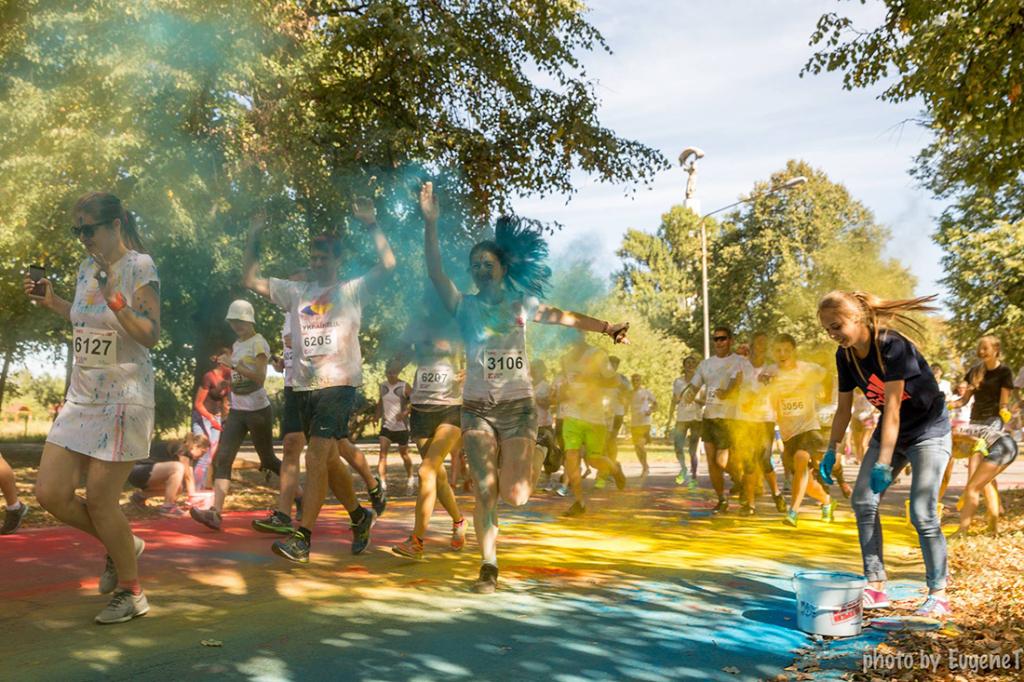 Киевлян приглашают на Цветной пробег