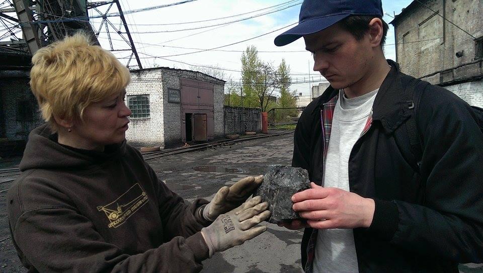 Український художник пройшов пішки тисячу кілометрів з вуглиною