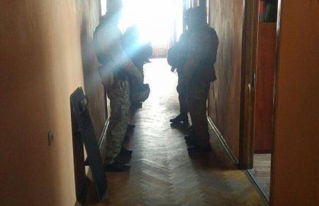 Ірпінь: поліцейські проводять обшук у міськраді (ВІДЕО, ФОТО)