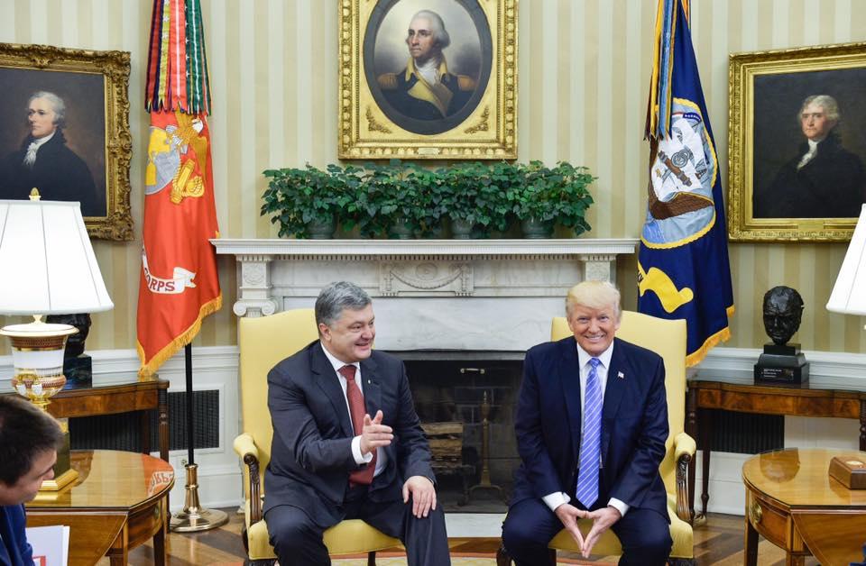 Порошенко зустрівся з Трампом (ФОТОРЕПОРТАЖ)