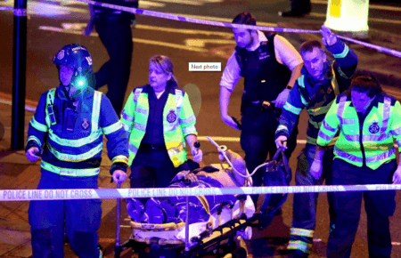 Наїзд фургона на натовп в Лондоні є "потенційним терактом" - Тереза ​​Мей