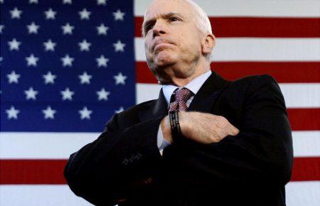 «США повинні тиснути на Росію, доки не змусять її вивести свої війська з України» — Маккейн